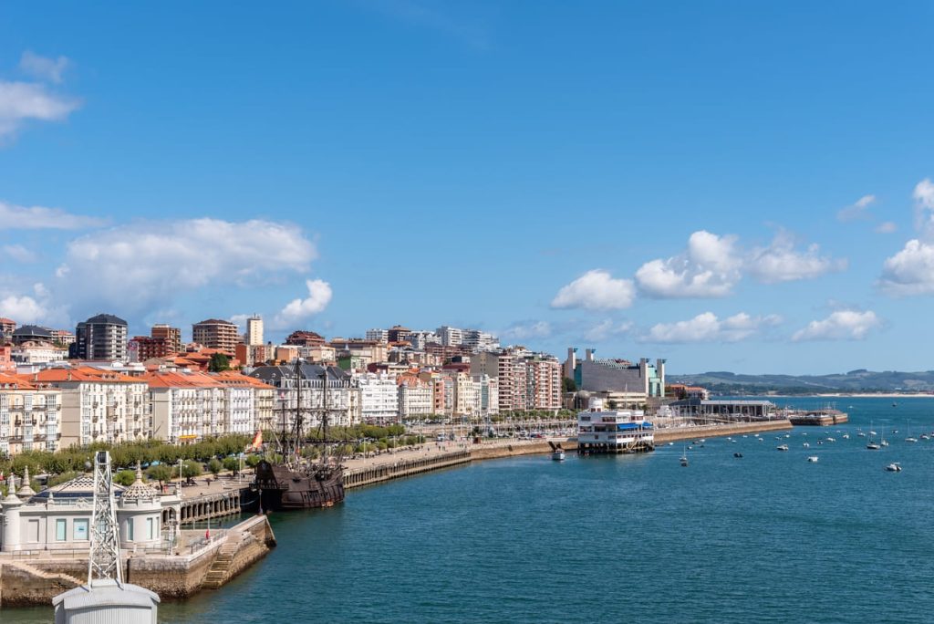 Qué Ver en Primavera en tu Escapada de 3 Días a Cantabria